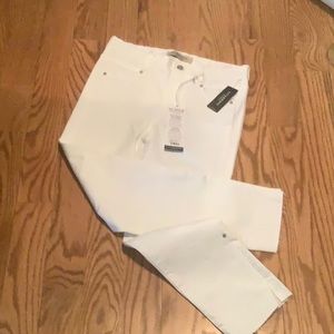 Liverpool Gia Glider Crop jeans white NWT Size 2/26